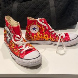 Custom Red HiTop Chuck Taylor Converse 8/10
